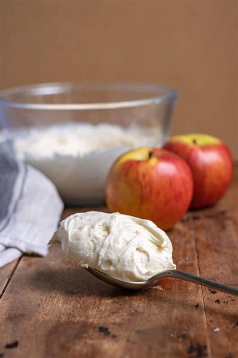 Apple Frosting - Veggie Desserts