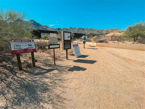 Hiking Tom S Thumb Trail In Scottsdale Az