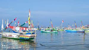 Tradisi Petik Laut Di Sampang Wujud Rasa Syukur Masyarakat Desa