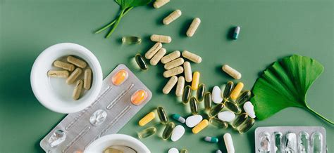 Прополис: что это, состав, польза и вред для человека, отзывы, помогает ...