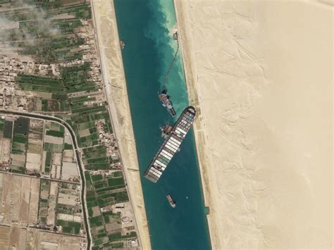 'She's Free': Giant Container Ship Blocking Suez Canal Underway After ...