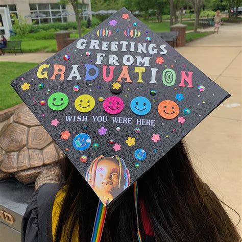 56 Insanely Genius Graduation Cap Ideas That Im Obsessed With Simply