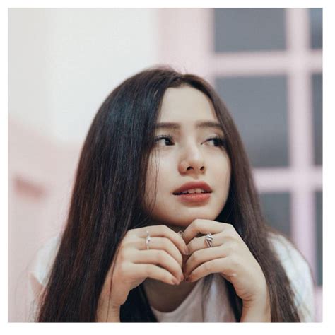 Tâm hồn to tròn lại thêm body bốc ná thở hot girl thế hệ Z khiến anh em Thục Sơn