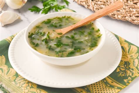 Salsa Verde Ideal Para Servir Con Pescados Y Mariscos