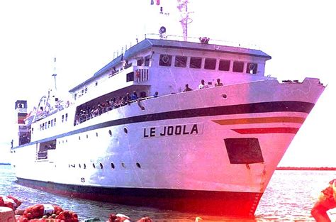 Naufrage Du Bateau Le Joola Ans Apr S Les Familles Des Victimes