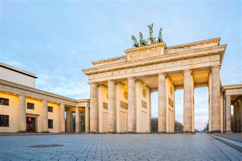 Sunrise in Berlin, the Brandenburg Gate in Berlin, Germany Stock Photo - Image of sunrise ...