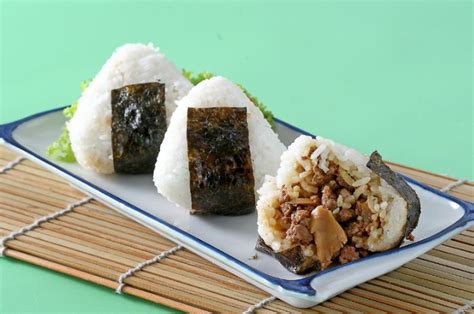 Resep Nasi Kepal Daging Teriyaki Menu Sarapan Lezat Ala Jepang Yang