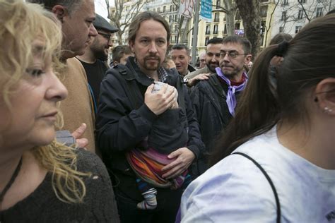 Pablo Iglesias rompió cuarentena y fue al Consejo de Ministros de España