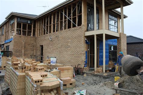 The Herlihy Riva 33: Bricks and More Bricks