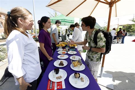 Feria saludable Nutrición Universidad de los Andes