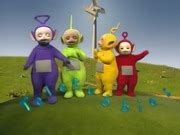 Teletubbies Português Brasil Alimentando as Galinhas e os Pintinhos