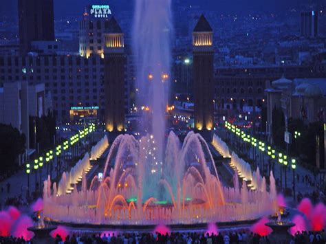 The magic fountains on Montjuic in Barcelona Spain | Magic fountain