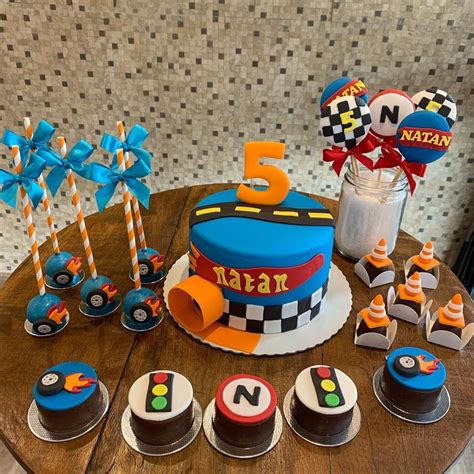 Kit Festa Hot Wheels