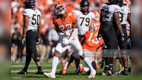 2023 NFL Draft Player Profiles Clemson LB Trenton Simpson Steelers Depot