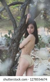 Sexy Woman White Black Bikini On 스톡 사진 1279574884 Shutterstock