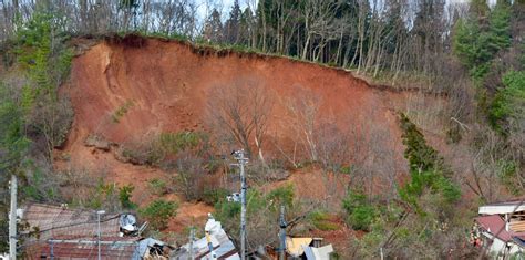 鶴岡市西目地区で発生した土砂災害について 山形大学災害環境科学研究センター