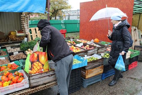 Wtorek Na Targowisku W Koszalinie Zobacz Co I Za Ile Mo Na Mo Na