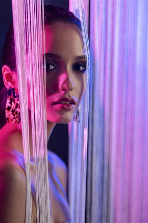 A Beautiful Glamorous Brunette Girl With Naked Shoulders Wearing Stock Image Image Of Lady