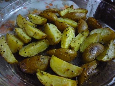 Rosemary baked potatoes