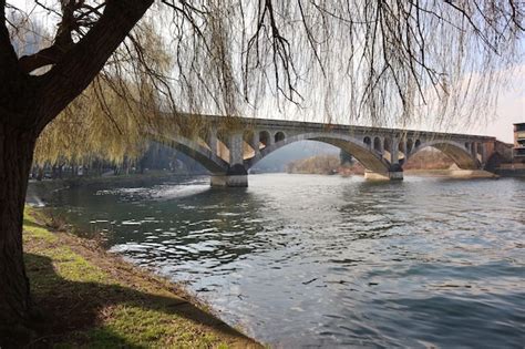 Premium Photo | A bridge over the river derwent in germany