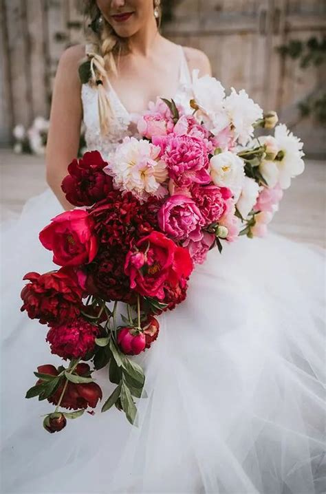 67 Charming Cascading Wedding Bouquets Weddingomania