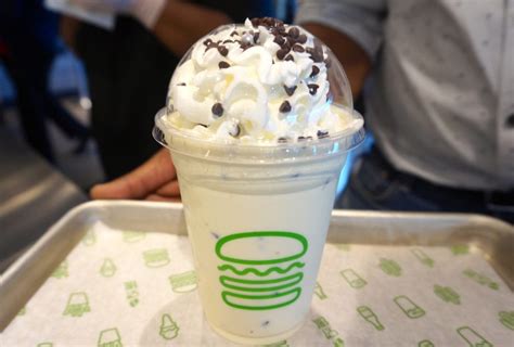 Shake Shack Celebrates Grand Opening In West Hartford We Ha West