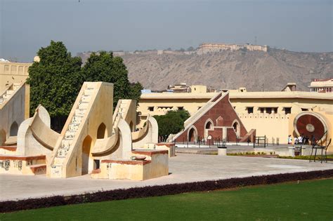 jantar mantar jaipur rajasthan tourism    reach jantar