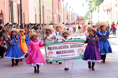 Así se lució el desfile del 20 de Noviembre en la 4 veces heroica Zaci