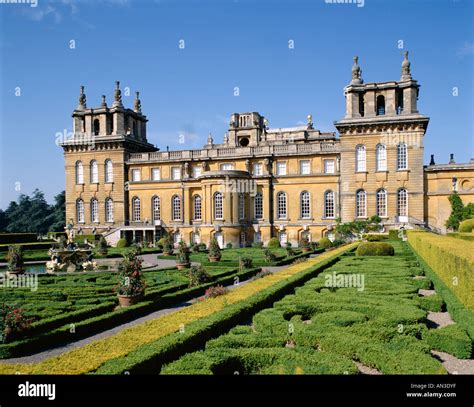 Blenheim Palace Woodstock Oxfordshire England Stock Photo Alamy