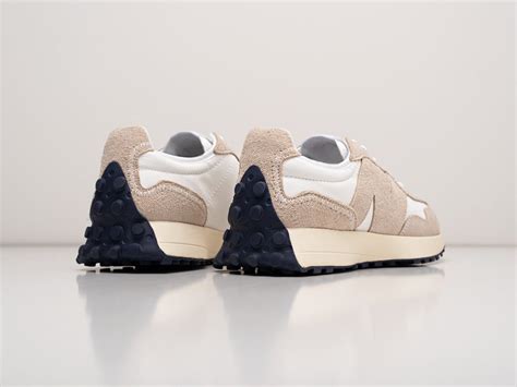 Купить Кроссовки New Balance 327 цвет Белый купить по цене 4150 рублей ...