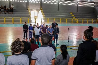 Prefeito Mario Esteves Inaugura Reforma De Gin Sio Em Barra Do Pira