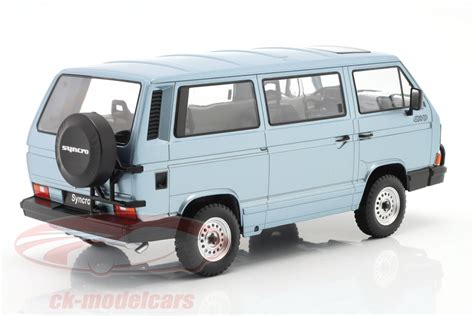 KK Scale 1 18 Volkswagen VW Bus T3 Syncro Ano de construção 1987 Azul