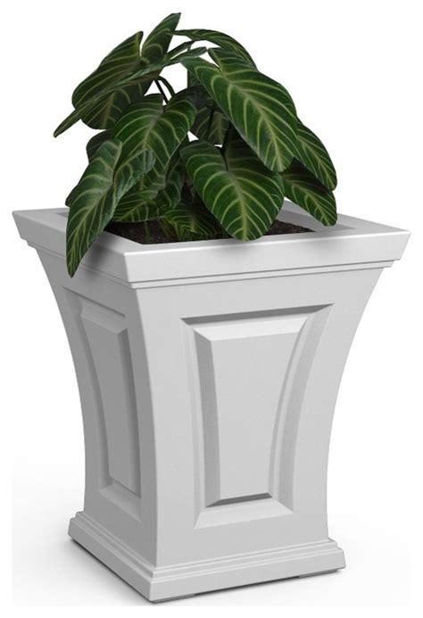 Mayne Cambridge 18 Traditional Polyethylene Resin Tall Planter In