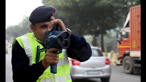 Speed Limit Back To 100 Kmph On Yamuna Noida Greater Noida Expressways