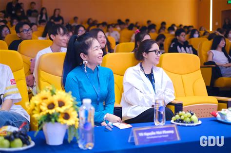 H C S Ng T O N I Dung C Ng Hot Tiktoker Long Chun V Mc T Trinh Human Online