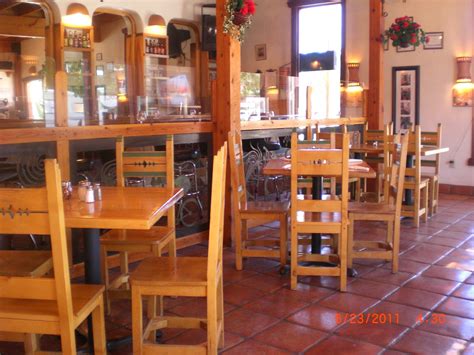 Food Adventures of a Comfort Cook: Cassano's Italian Restaurant?