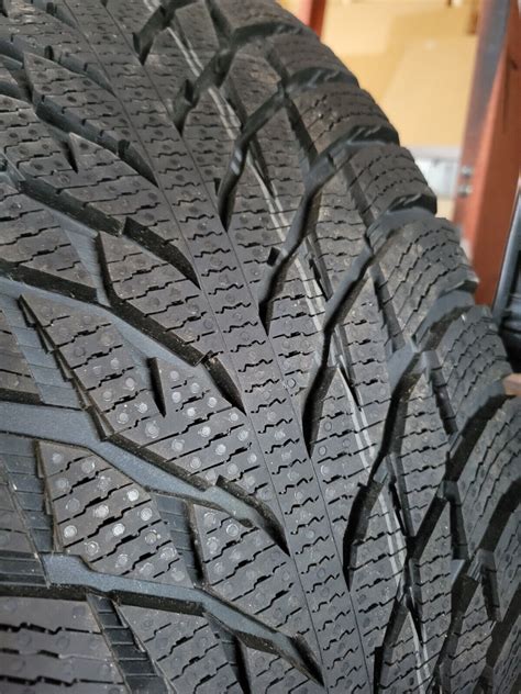 Nokian Hakkapeliitta R3 Suv 25550r19 Tire For Sale Online Ebay