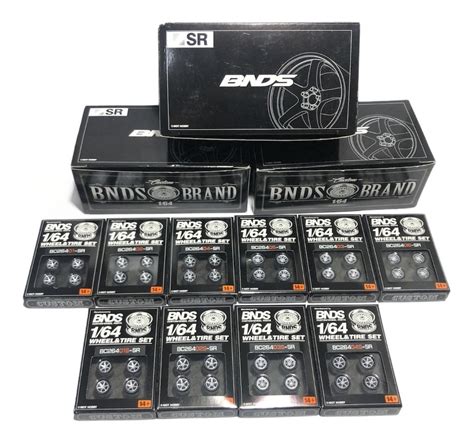 10 Set De 4 Llantas Goma Y Rin Hot Wheels Custom Escala 1 64 Meses Sin Intereses