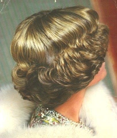 Nice Flip (Side) | Vintage hairstyles tutorial, Vintage hairstyles ...