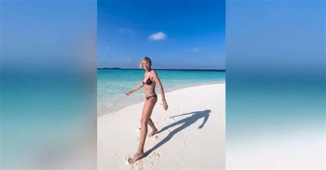 VIDEO La Corsa In Spiaggia Di Federica Pellegrini Golssip