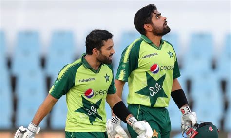 'Majestic innings': All-round praise for Babar, Rizwan after Pakistan ...