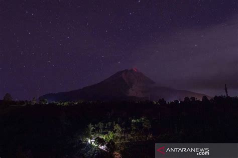 Guguran Lava Pijar Gunung Sinabung Antara News