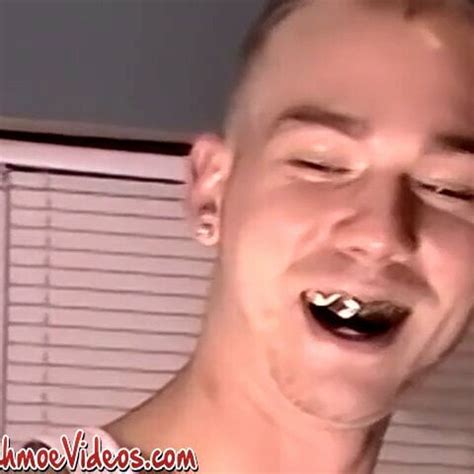 Handsome Straight Amateur Pearl Strips Naked And Jerks Off XHamster