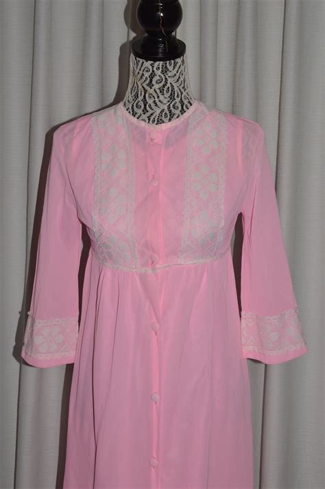 Vintage Nightgown Set Pink Nylon Chiffon Lace Peignoir HIGH LIFE Lingerie Made In Canada 1960s