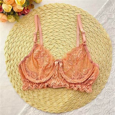 Sutiã de Renda Sem bojo Aro Lingerie Sexy Soutien em Renda Sutian sem Forro Langerie