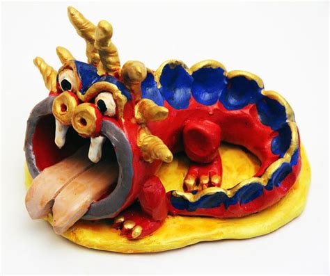 Pinch Pot Animals Pinch Pot Ideas Pinterest Chinese Dragon Clay