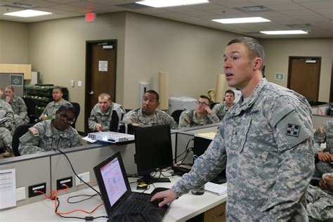 Army training moves in decisive direction | Article | The United States Army