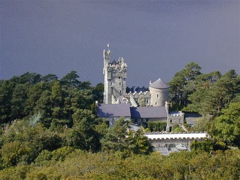 Glenveagh Castle: The Beautiful Scottish Baronial Mansion - Ireland ...