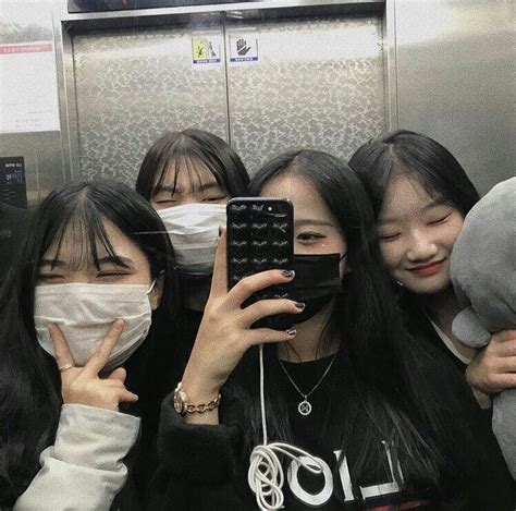 Pin Oleh 문새 Di Ulzzang Girls Foto Teman Foto Sahabat Gadis Korea