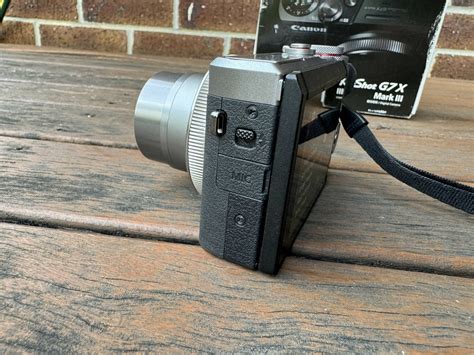 Review: Canon PowerShot G7x Mark III -- compact and much more than just a vlogging camera